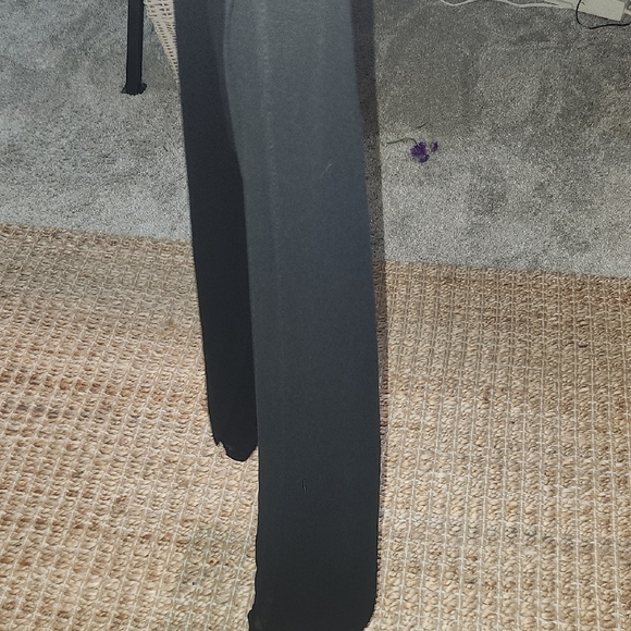 Elegant Black Women's Jumpsuit - Picture 5 of 6